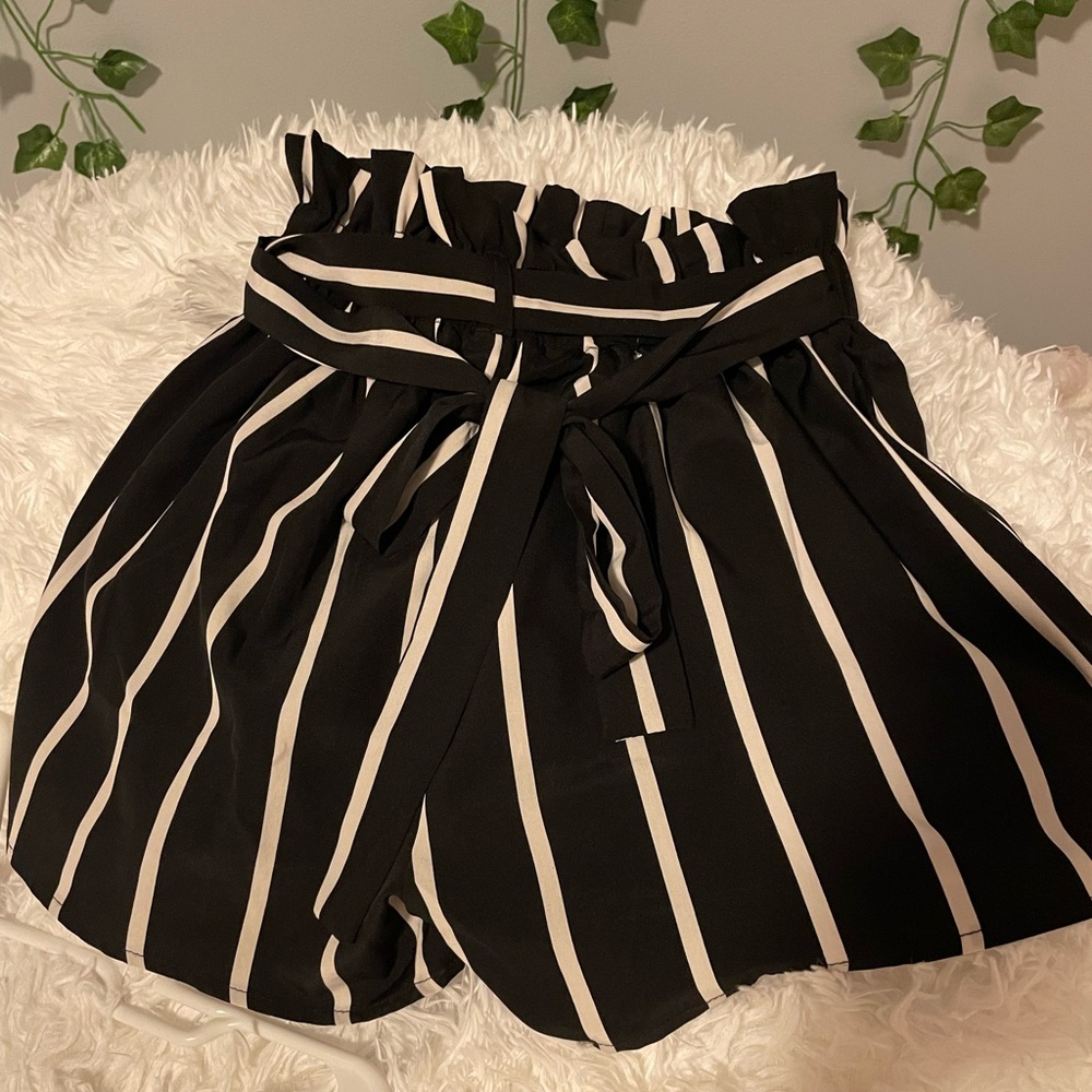 black and white paper bag shorts